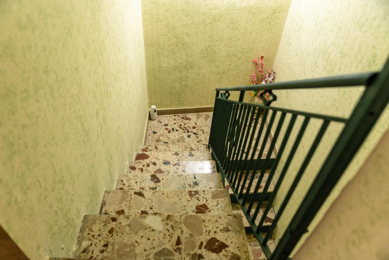 Appartamento Le Rondini Сикульяна Экстерьер фото